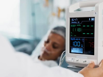Healthcare system collecting patient data at the point of care