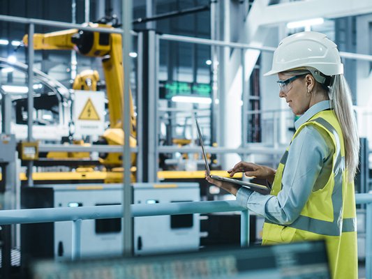 RFID tracking system monitoring manufacturing work‑in‑process