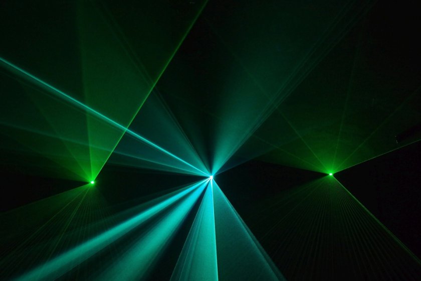 Taunton’s Optics Innovation: Where Physics Meets Precision